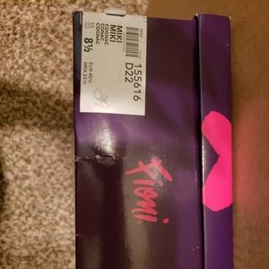 Miki Fioni platform booties